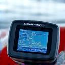 Sistema GPS de baixo custo em painel de embarcação